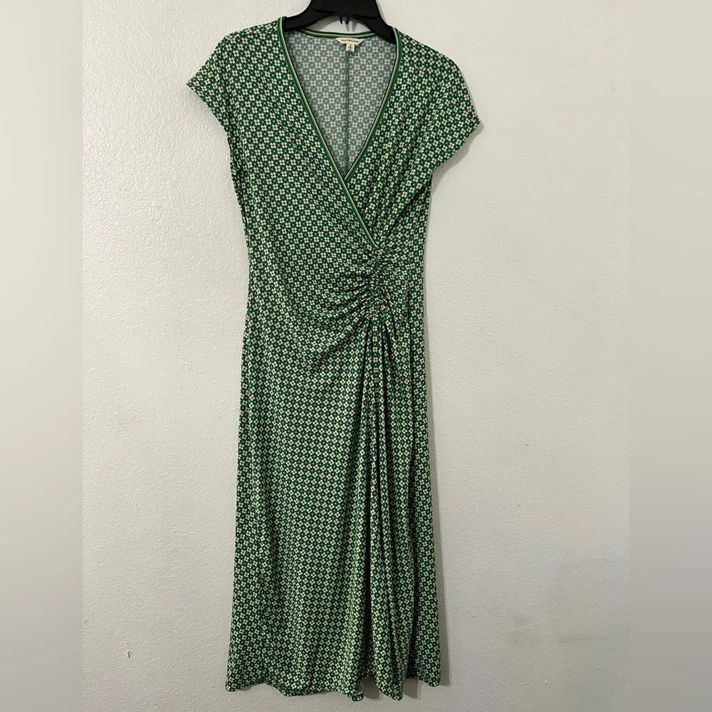 Max Studio Green and White Floral Dress. Sz S